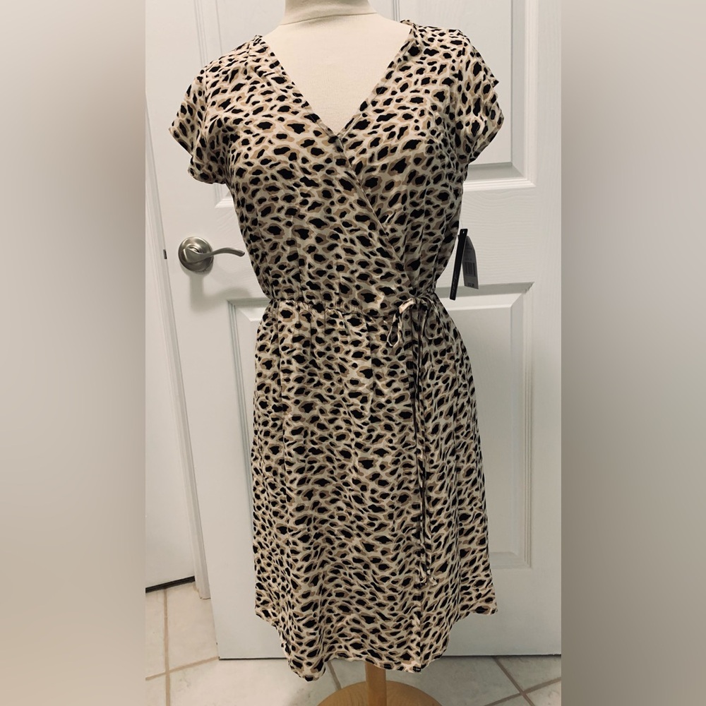Cute Leopard Print Dress by Leighton, Size L, NWT